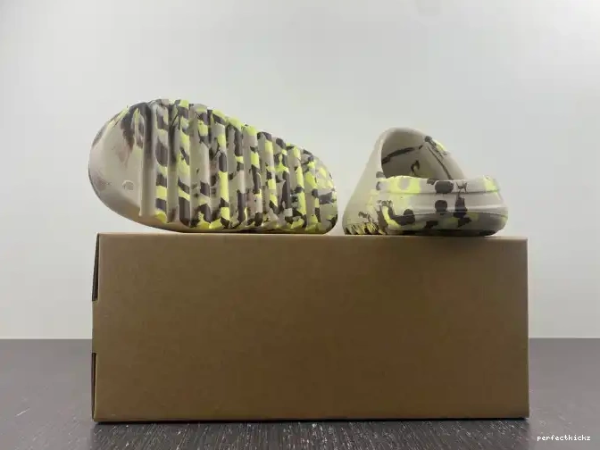 Slide FZ5899 Adidas Yeezy 0524